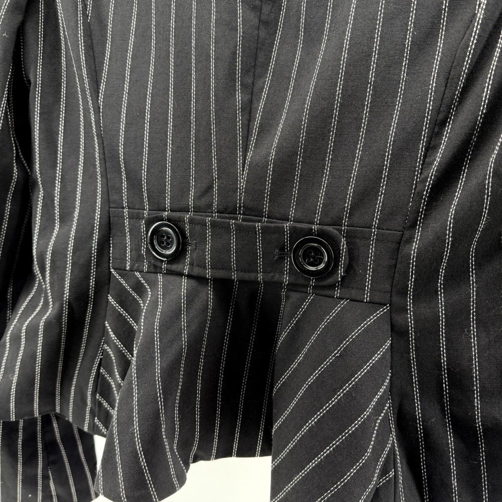 Beautiful and lightweight Wool Pendleton Pinstripe blazer/jacket Size 12 - Picture 8 of 12